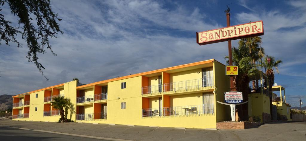 Sandpiper Springs Retreat & Spa Desert Hot Springs Exterior foto